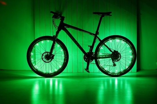La bicicletta della batteria LED del AAA ha parlato 32pcs leggero 3D di alluminio